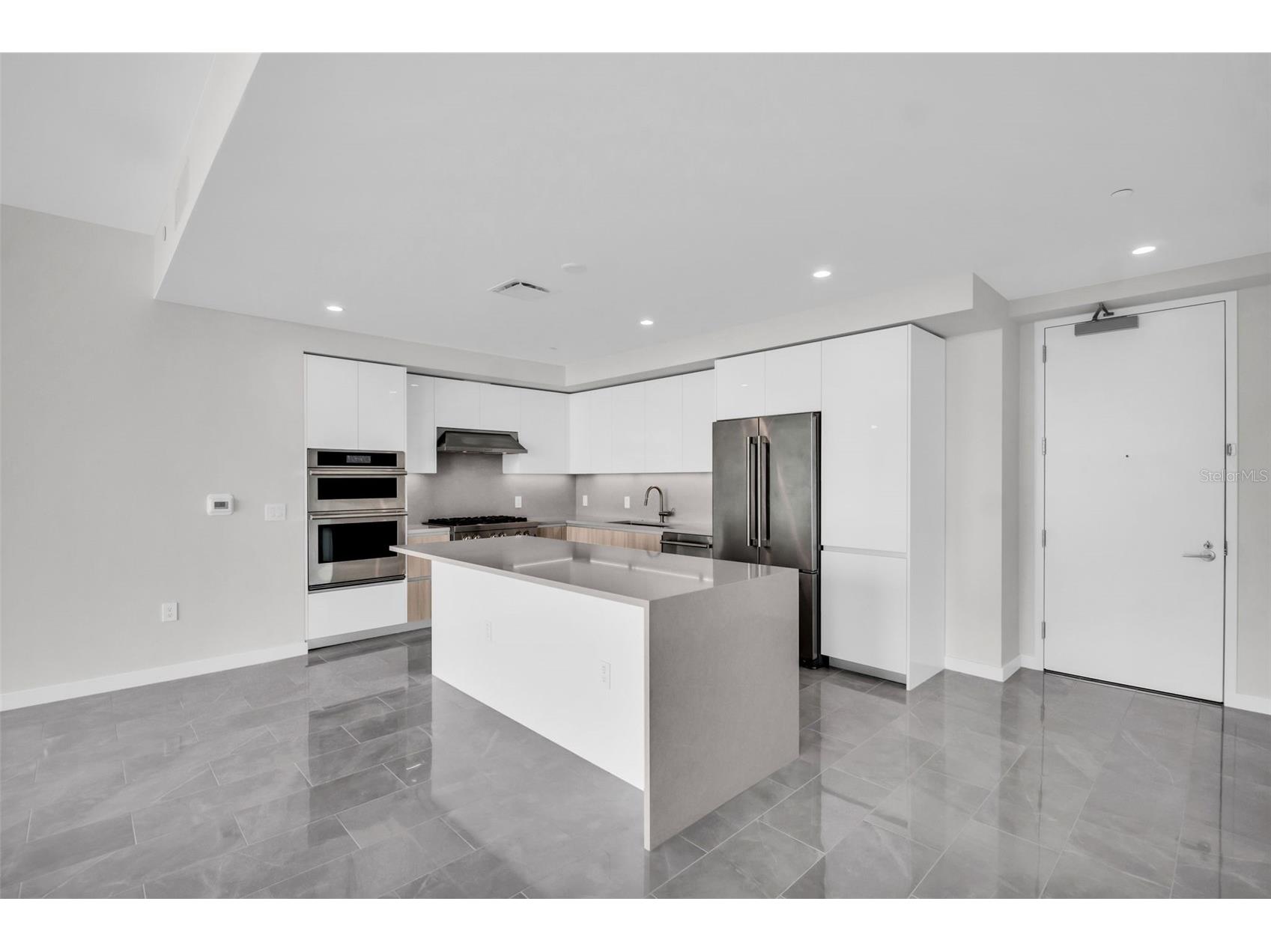 400 Central Avenue #3002 Saint Petersburg FL 33701 - MIRROR LAKE TAMPA BAY TB8504112 image5