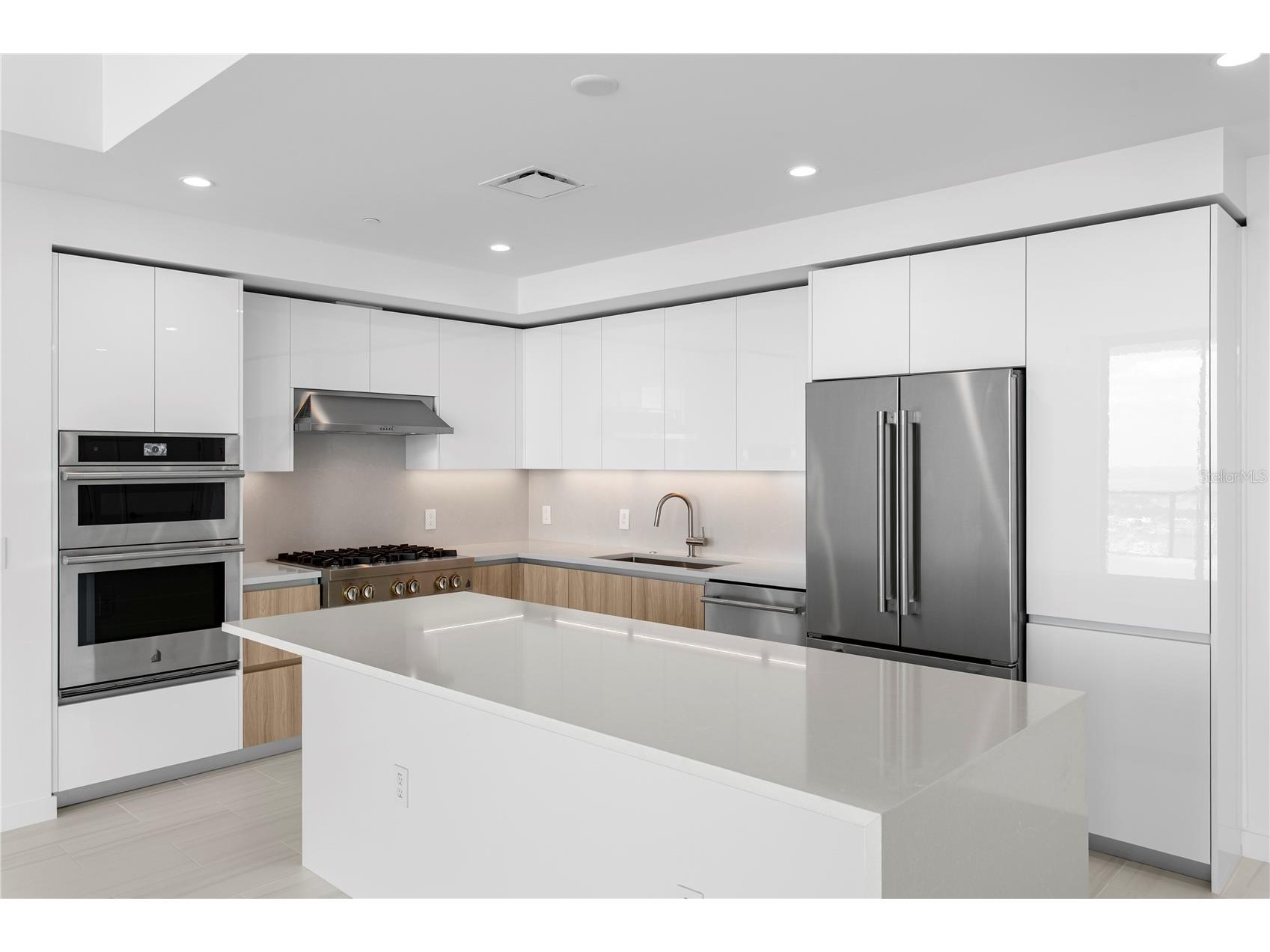 400 Central Avenue #3005 Saint Petersburg FL 33701 - TAMPA BAY AND GULF TB8495793 image18