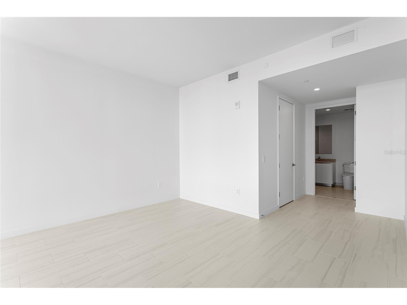 400 Central Avenue #3005 Saint Petersburg FL 33701 - TAMPA BAY AND GULF TB8495793 image35
