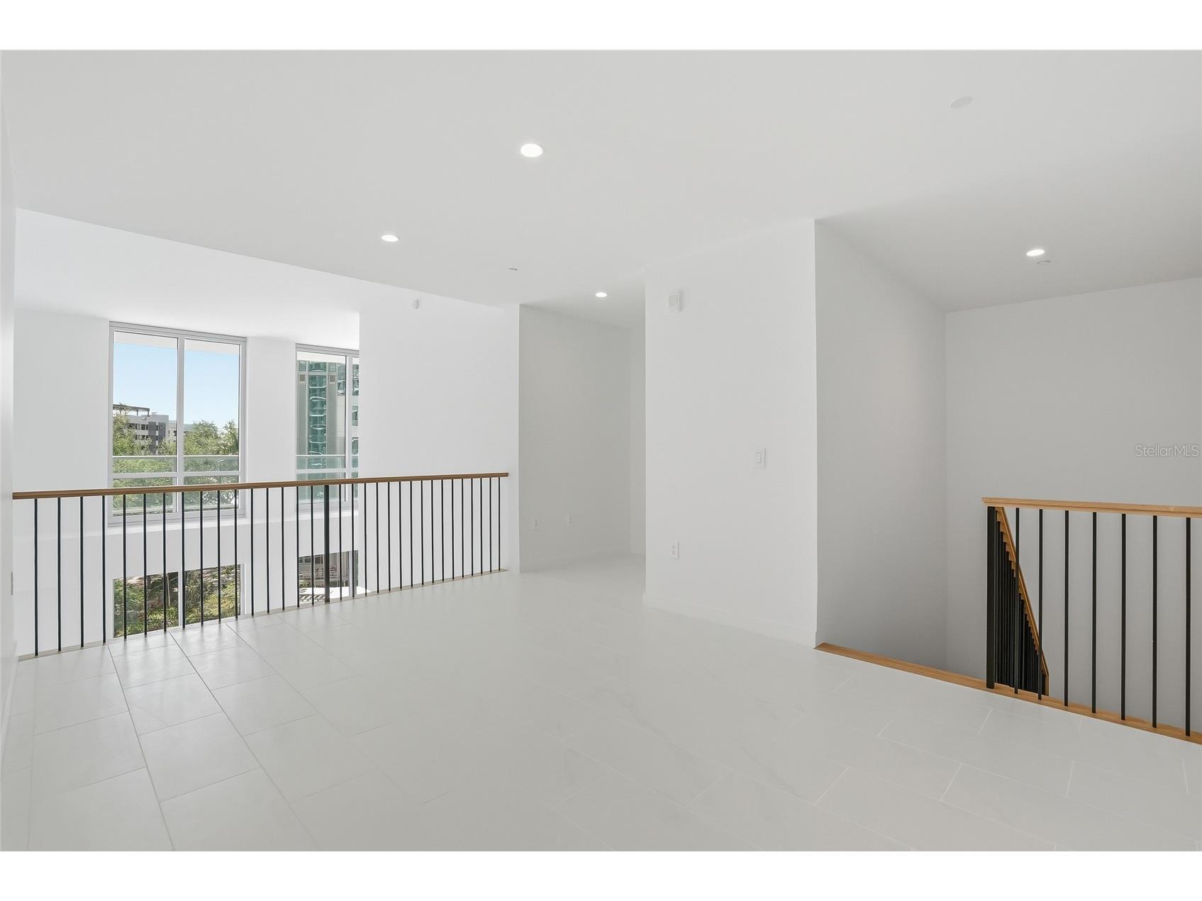 400 Central Avenue #301 Saint Petersburg FL 33701 TB8493576 image21