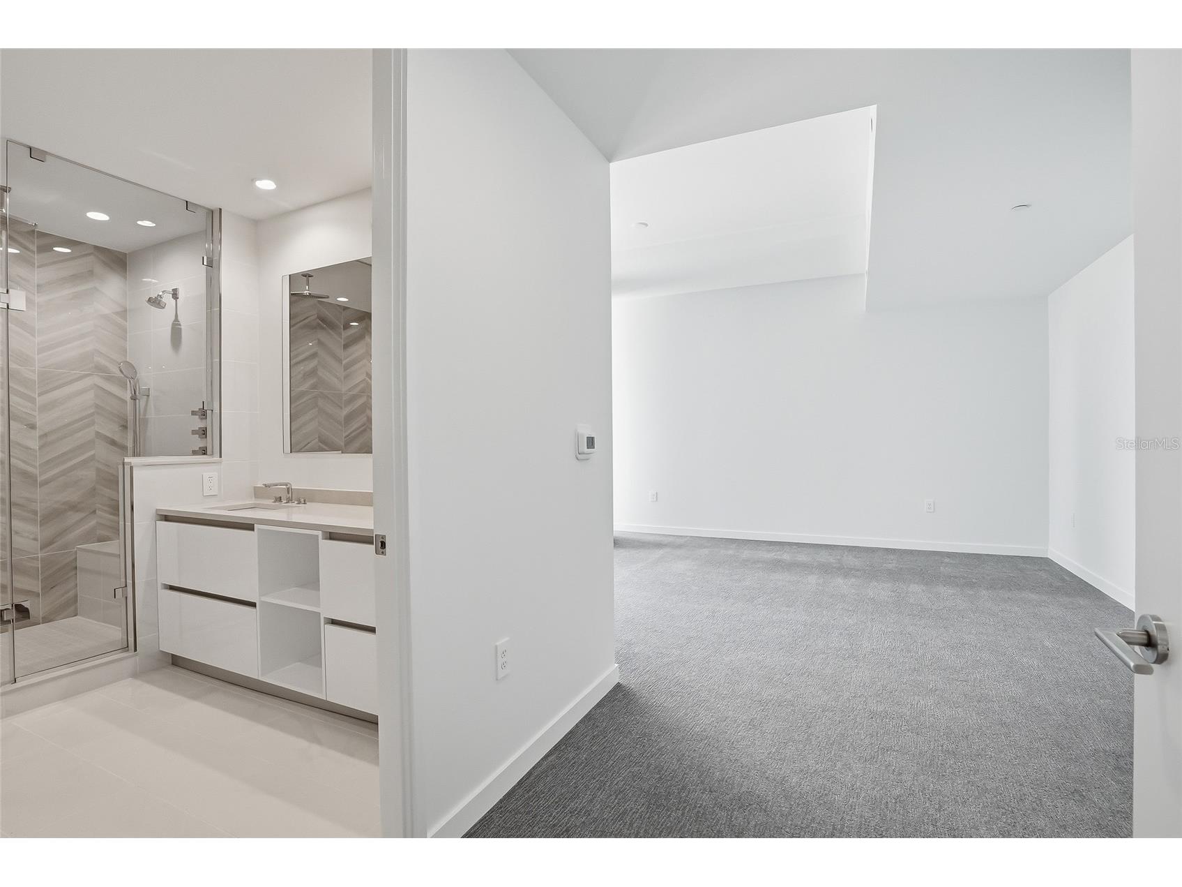 400 Central Avenue #301 Saint Petersburg FL 33701 TB8493576 image23