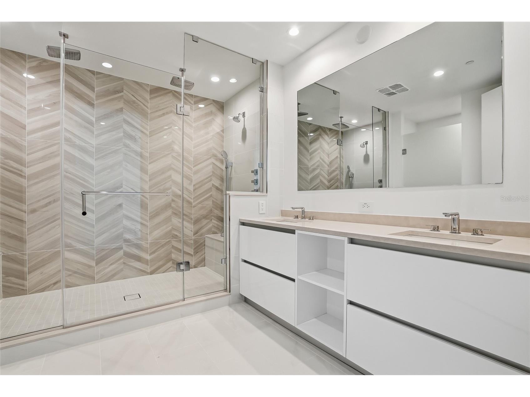 400 Central Avenue #301 Saint Petersburg FL 33701 TB8493576 image25