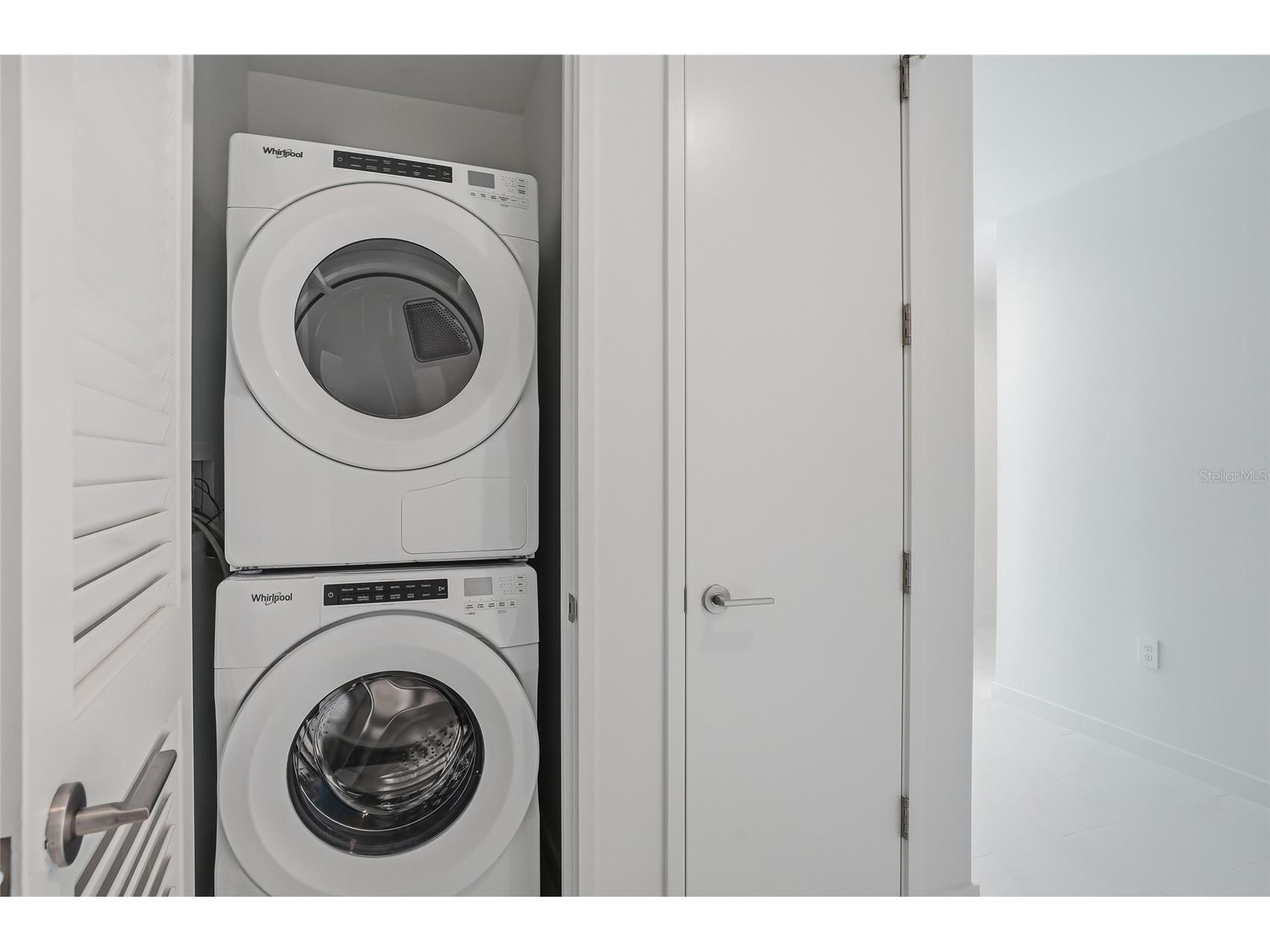 400 Central Avenue #301 Saint Petersburg FL 33701 TB8493576 image30