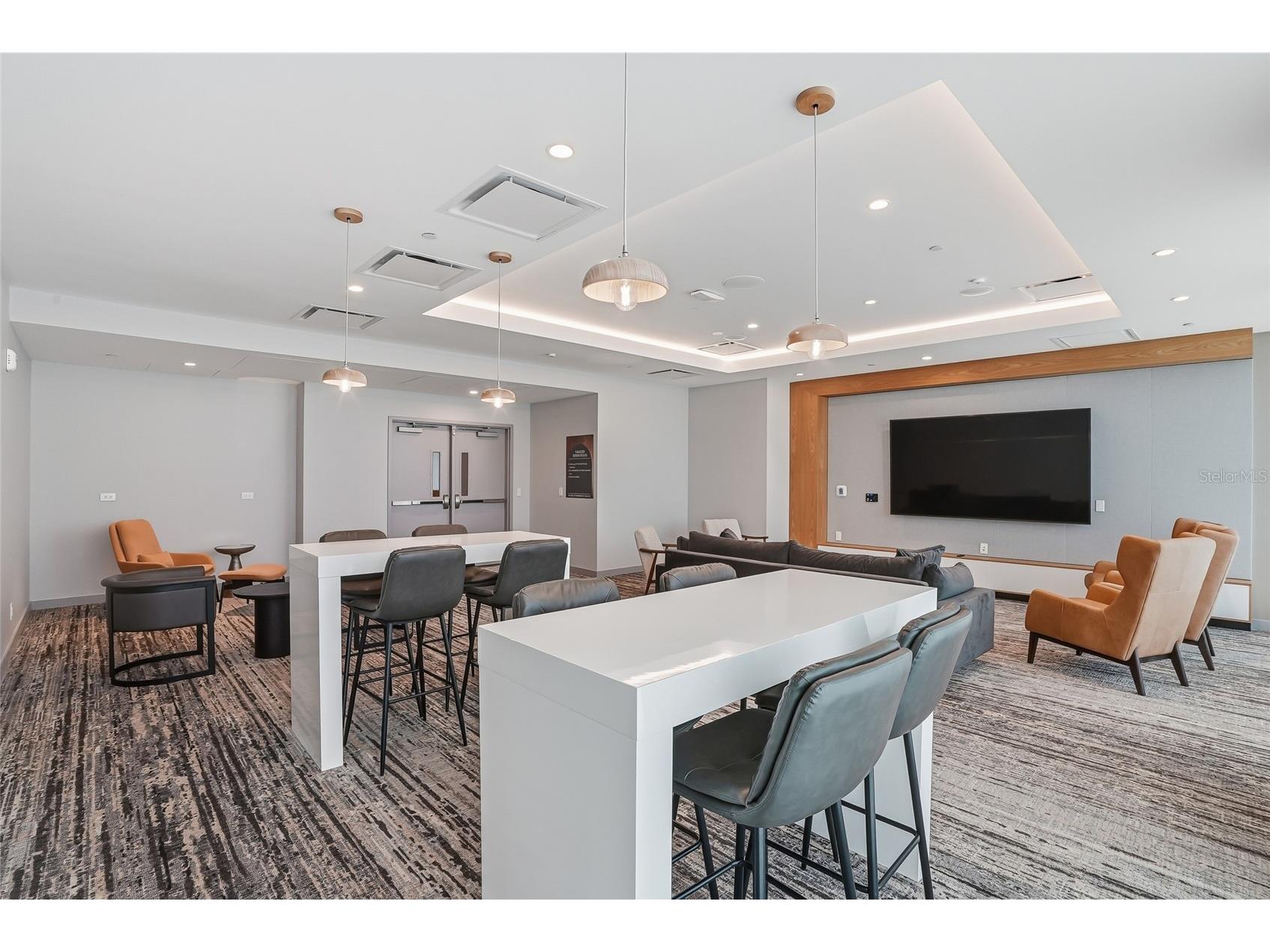 400 Central Avenue #301 Saint Petersburg FL 33701 TB8493576 image39