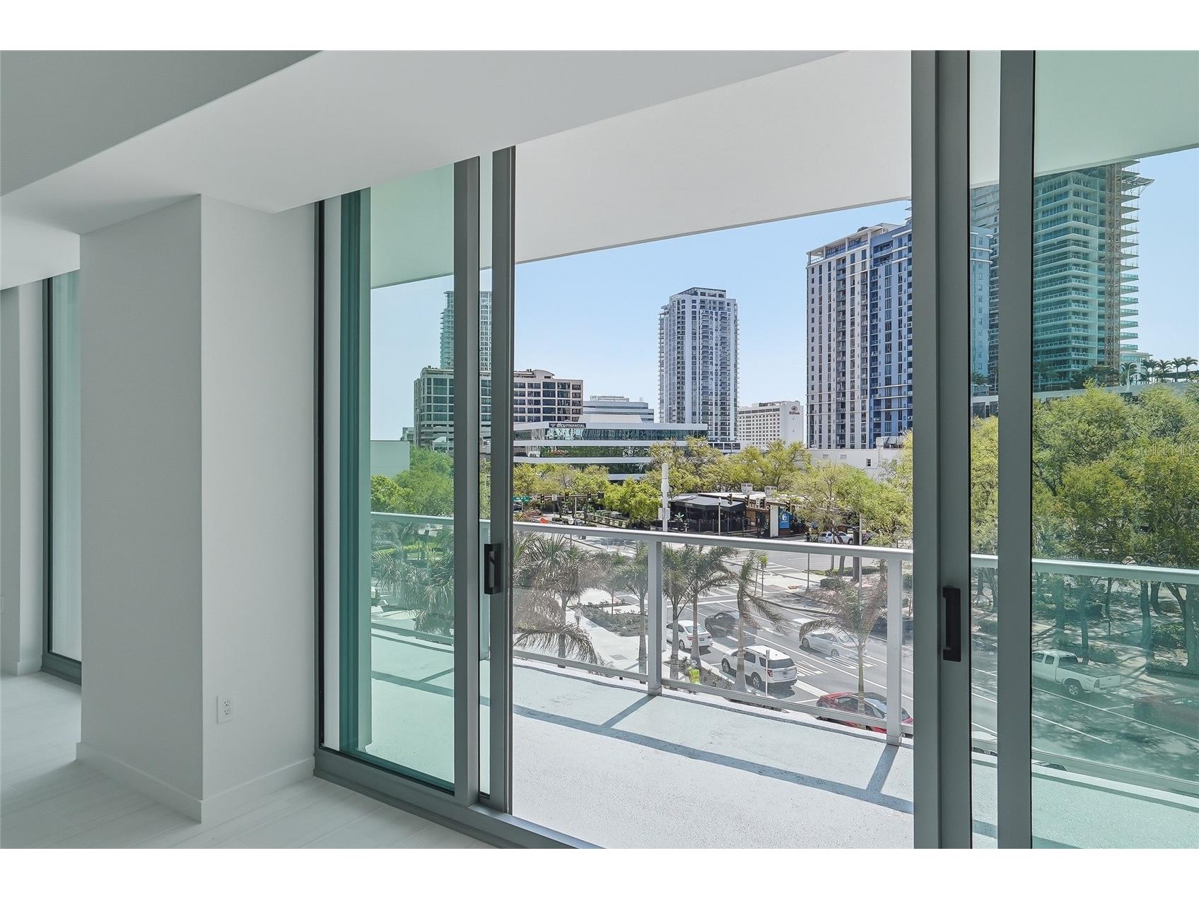 400 Central Avenue #303 Saint Petersburg FL 33701 TB8487690 image14