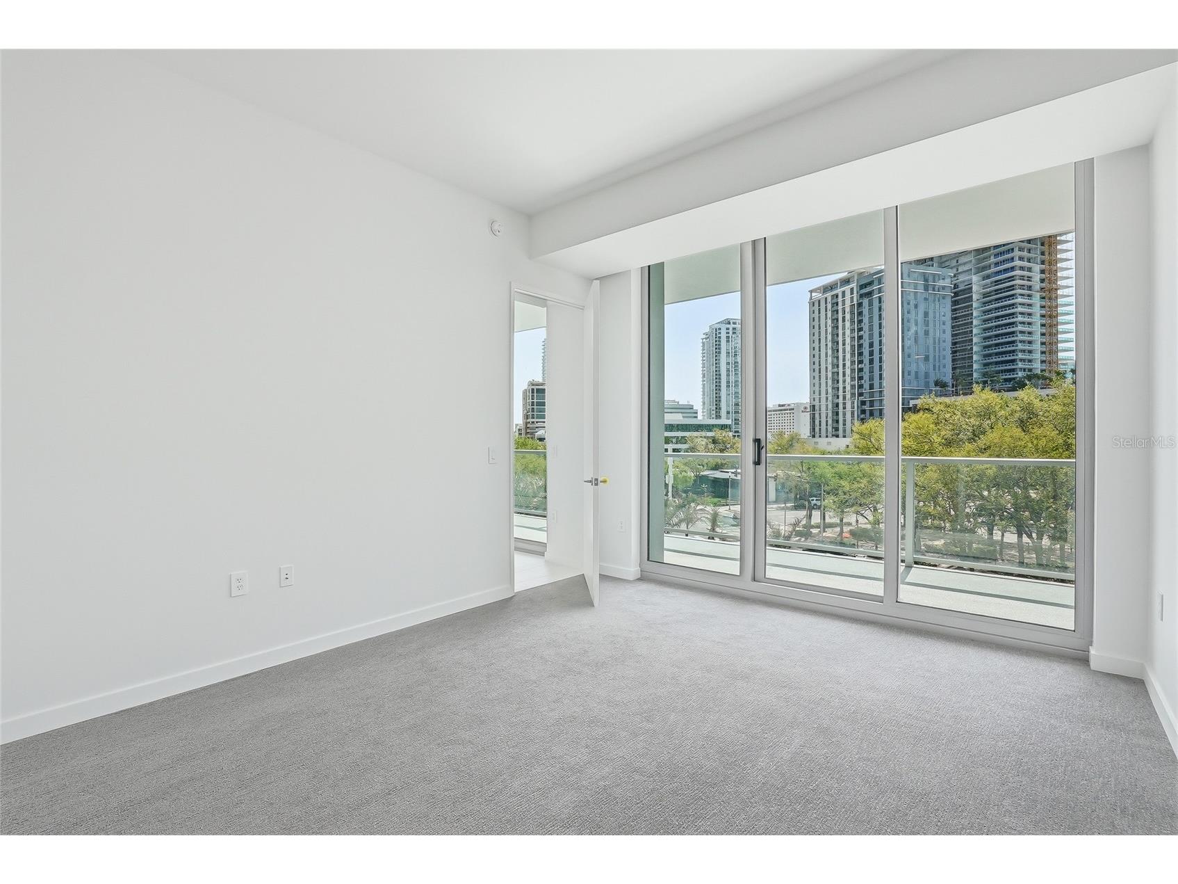 400 Central Avenue #303 Saint Petersburg FL 33701 TB8487690 image23