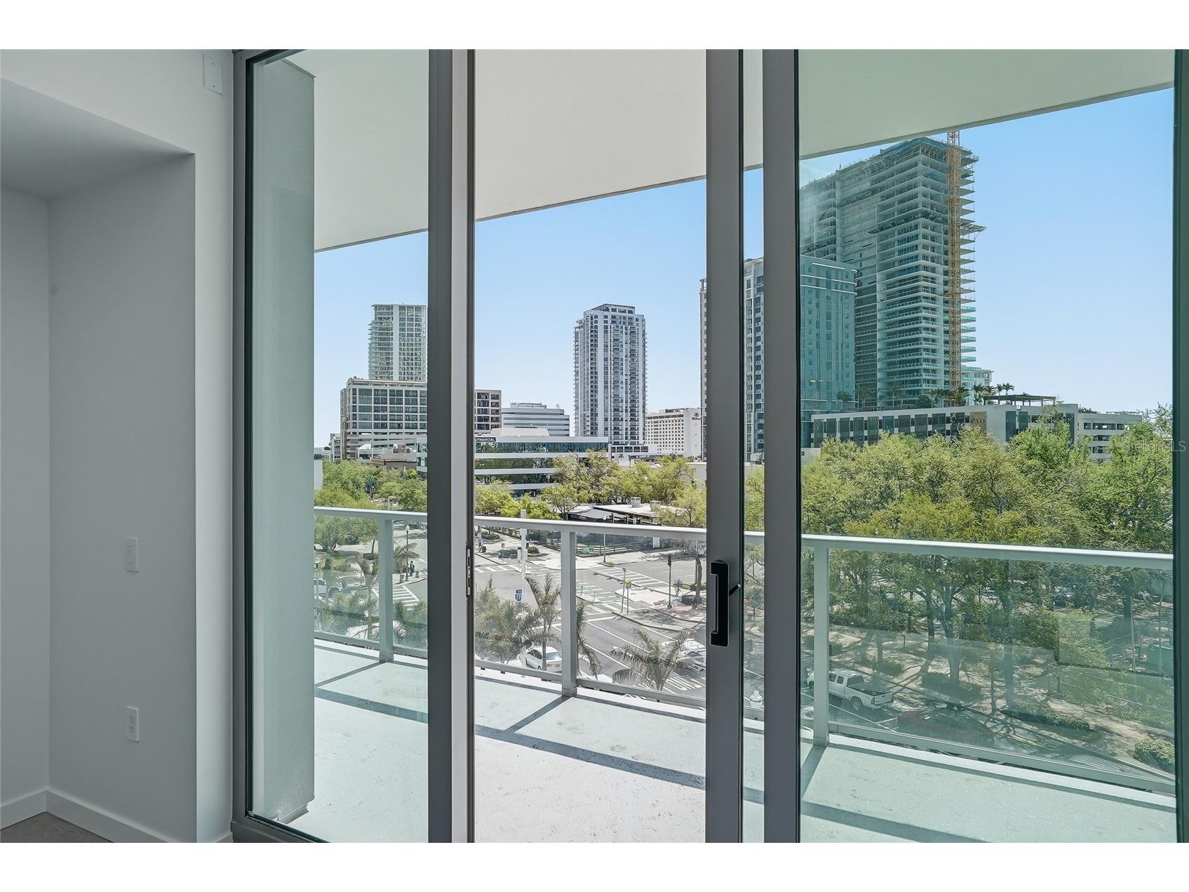 400 Central Avenue #303 Saint Petersburg FL 33701 TB8487690 image25