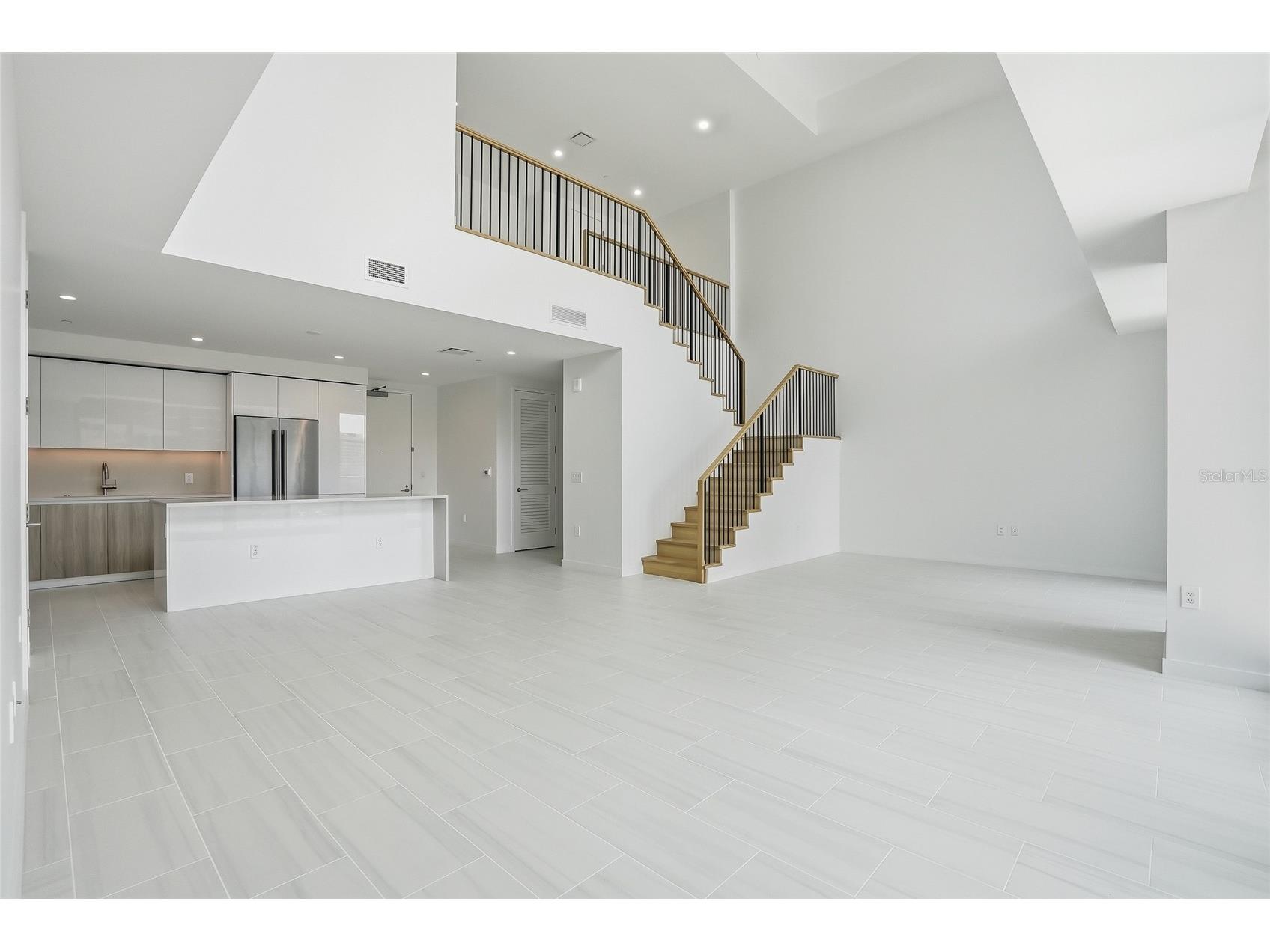 400 Central Avenue #303 Saint Petersburg FL 33701 TB8487690 image7