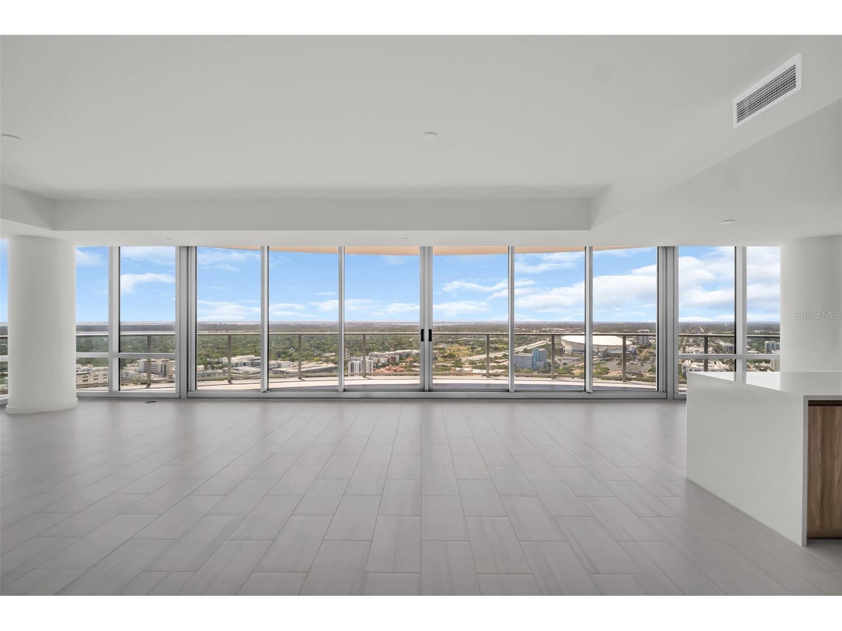 400 Central Avenue #3401 Saint Petersburg FL 33701 - TAMPA BAY MIRROR LAKE TB8493276 image3