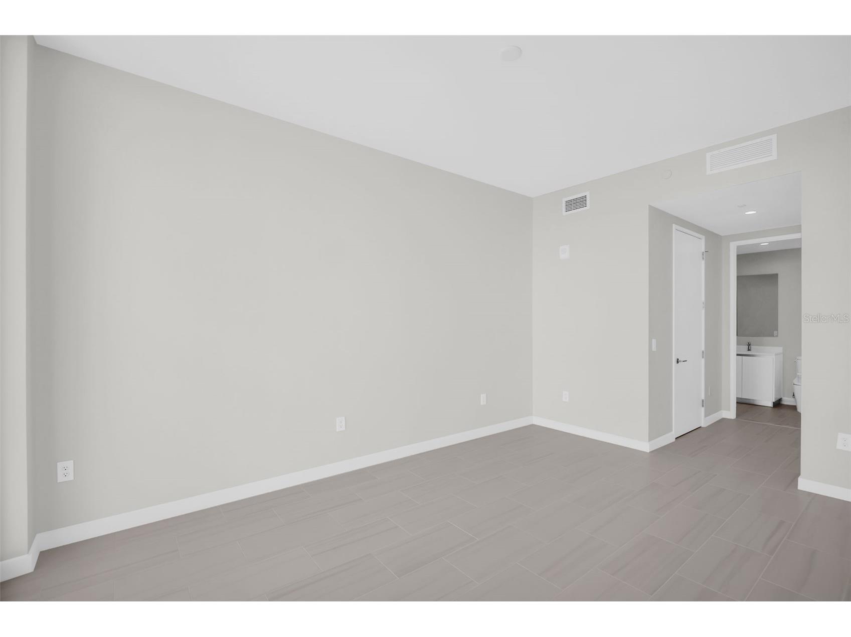 400 Central Avenue #3603 Saint Petersburg FL 33701 TB8501055 image13