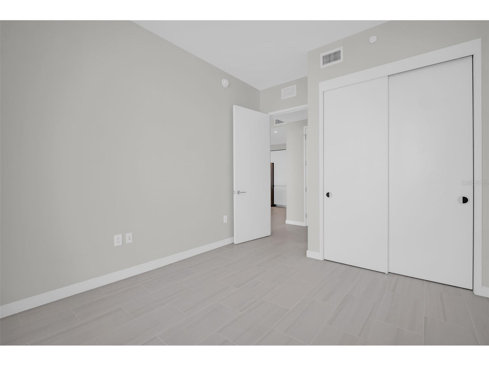 400 Central Avenue #3603 Saint Petersburg FL 33701 TB8501055 image27