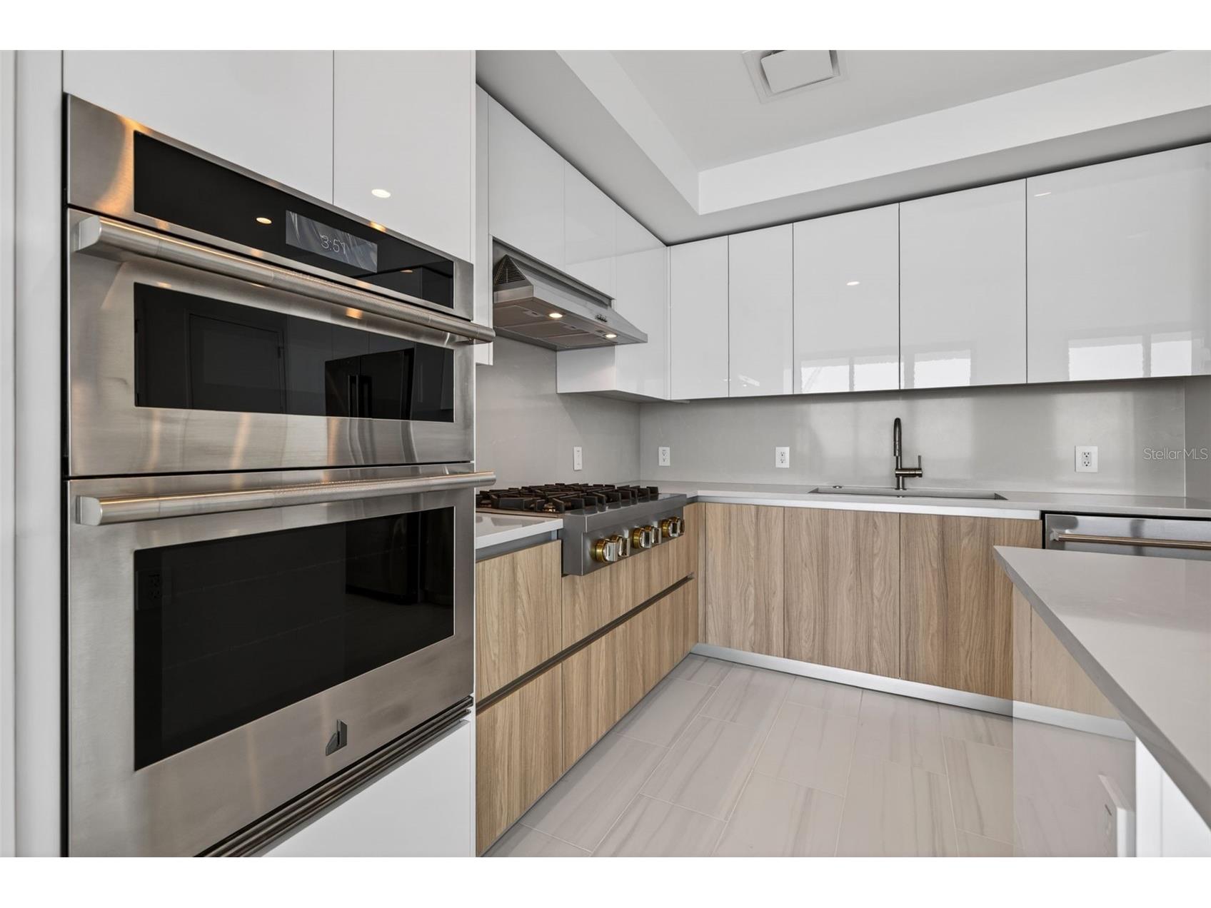 400 Central Avenue #3706 Saint Petersburg FL 33701 - TAMPA BAY & THE GULF TB8505959 image12