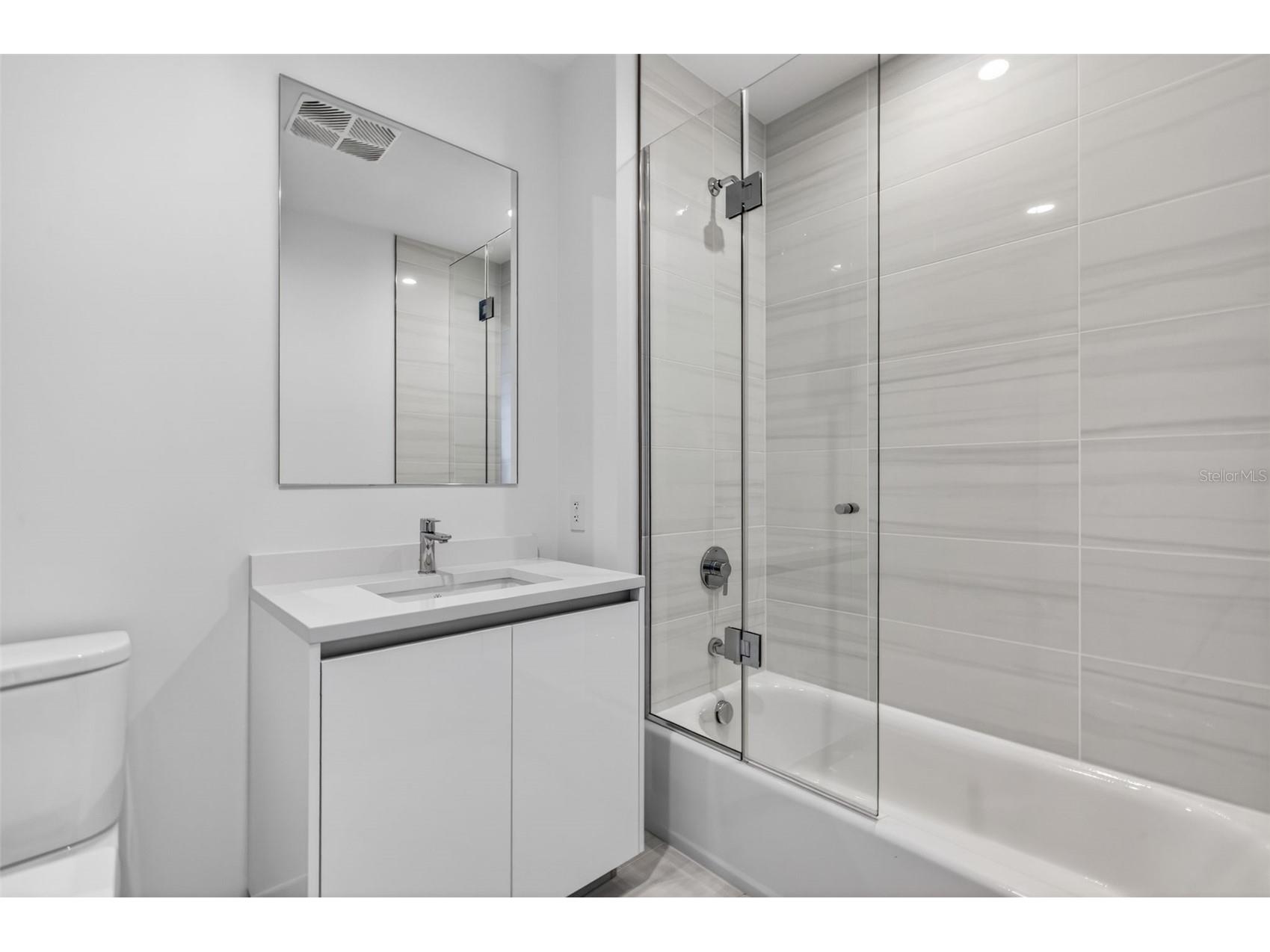 400 Central Avenue #3706 Saint Petersburg FL 33701 - TAMPA BAY & THE GULF TB8505959 image22
