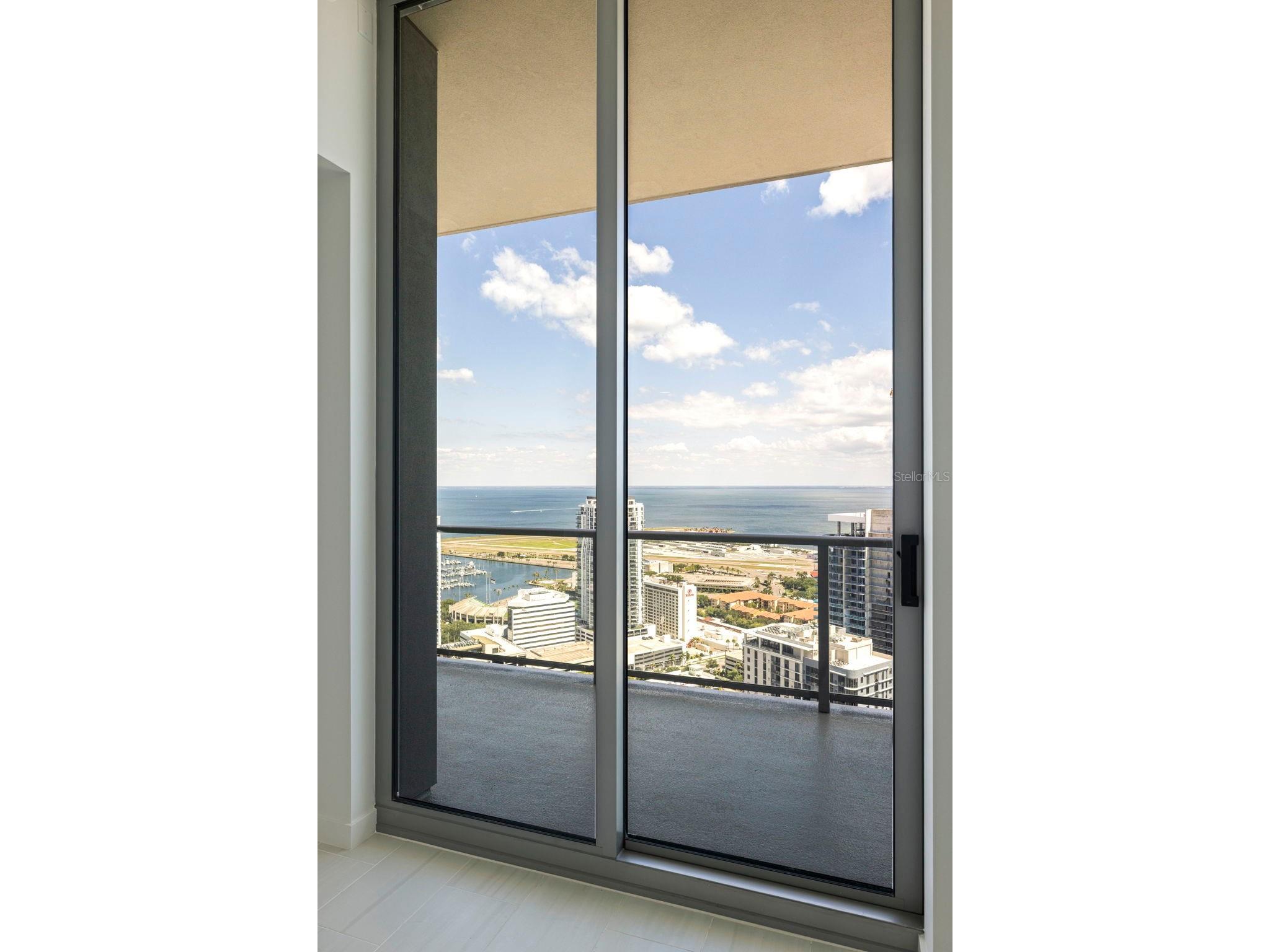 400 Central Avenue #3906 Saint Petersburg FL 33701 TB8510798 image39