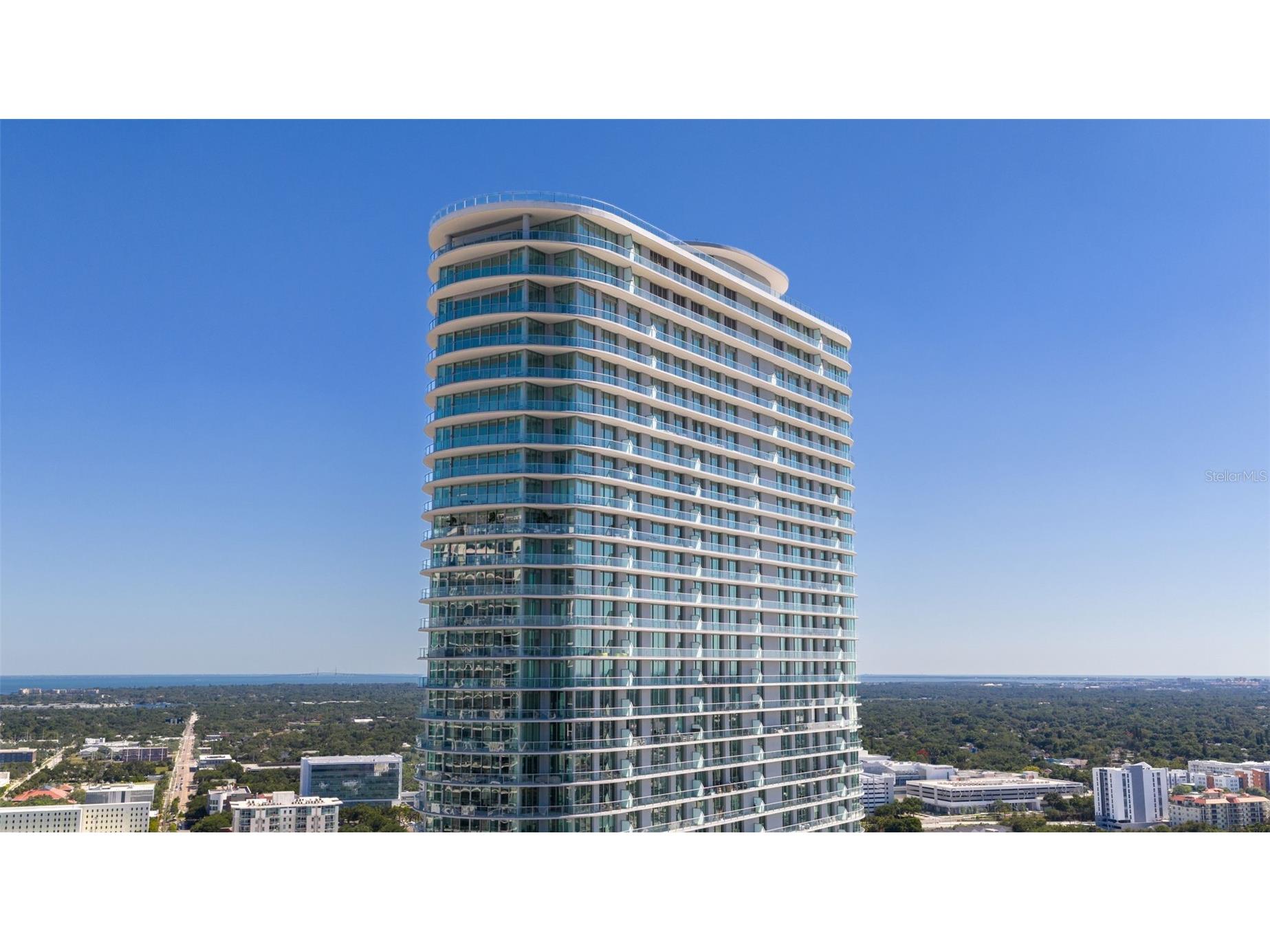 400 Central Avenue #3906 Saint Petersburg FL 33701 TB8510798 image73