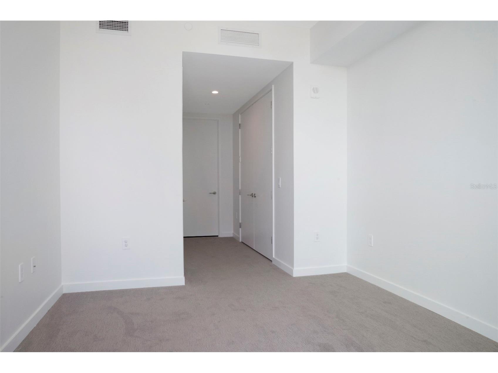 400 Central Avenue #906 Saint Petersburg FL 33701 - TAMPA BAY TB8477981 image24