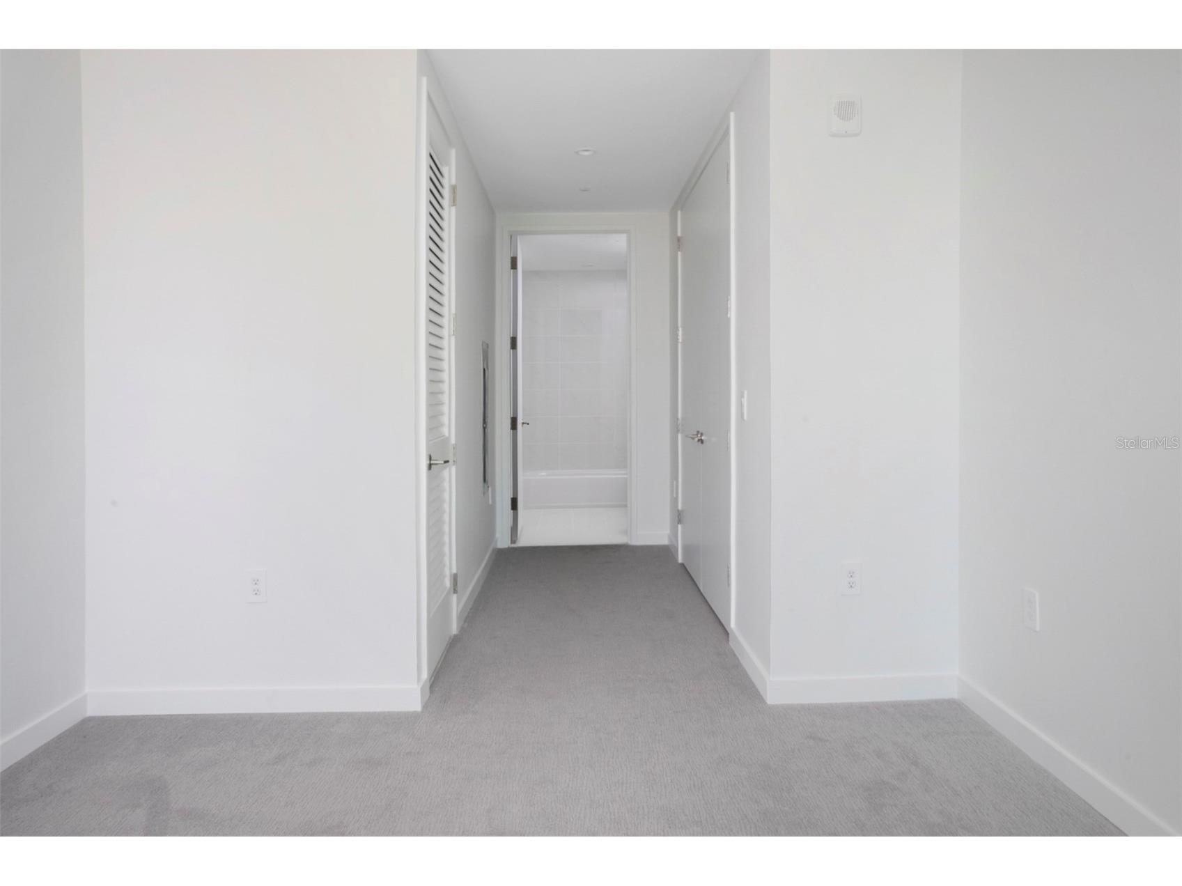 400 Central Avenue #906 Saint Petersburg FL 33701 - TAMPA BAY TB8477981 image25