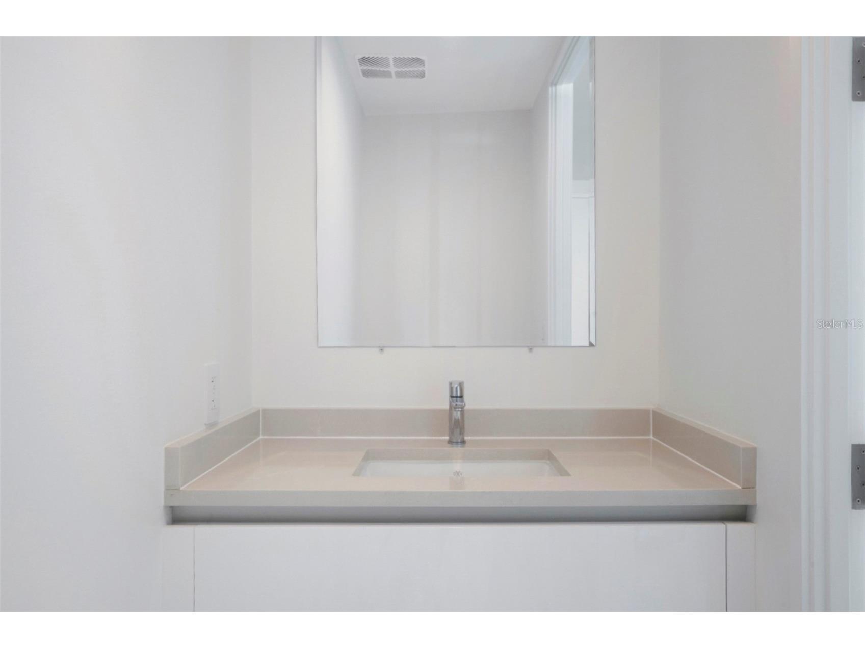 400 Central Avenue #906 Saint Petersburg FL 33701 - TAMPA BAY TB8477981 image29