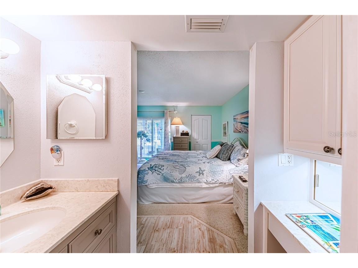 400 Cerromar Circle #101 Venice FL 34293 N6141530 image20