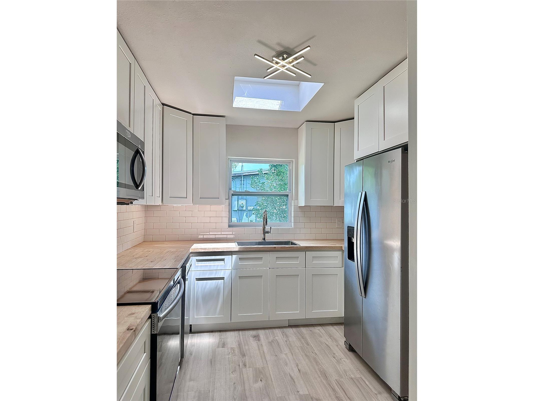 400 Dalton Boulevard Port Charlotte FL 33952 A4690952 image5