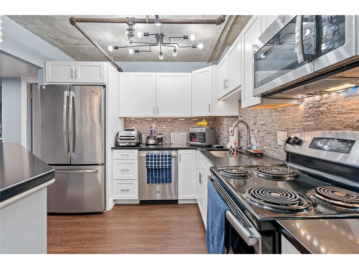 400 E Colonial Drive #207 Orlando FL 32803 O6312610 image16