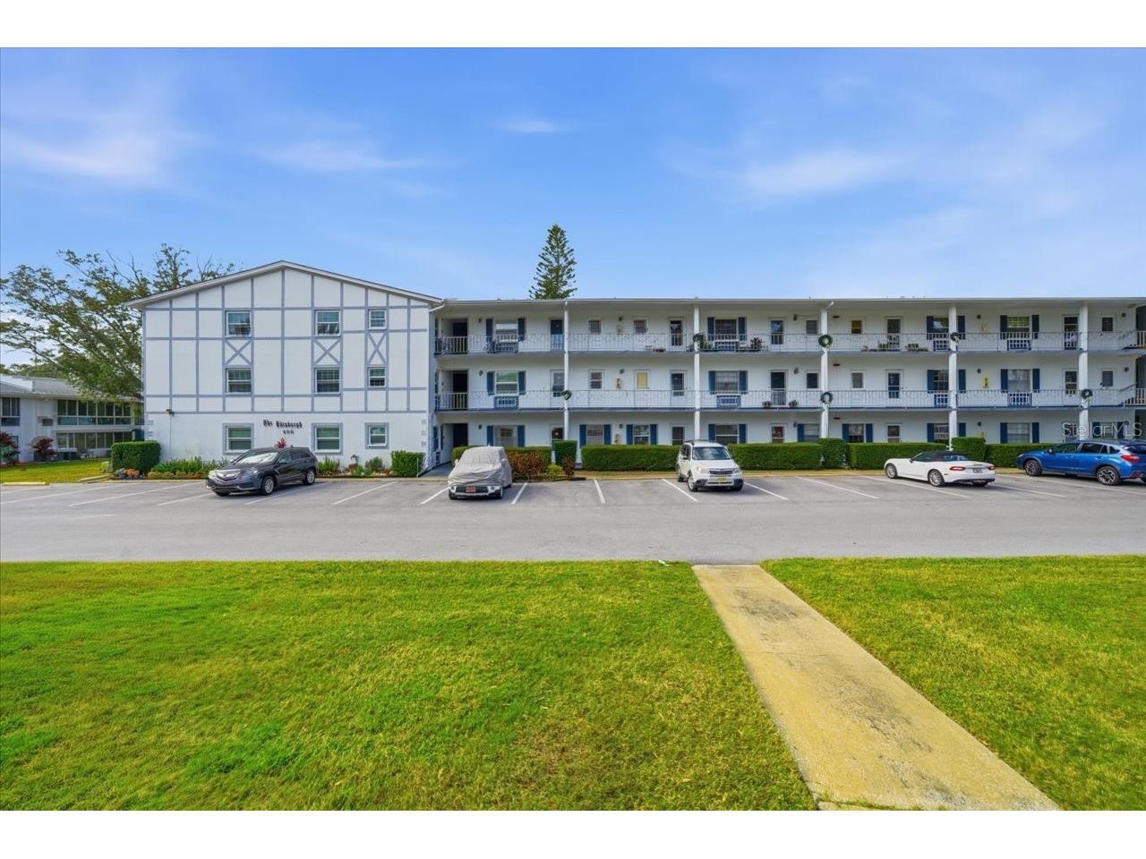 400 Glennes Lane #103 Dunedin FL 34698 TB8456974 image1