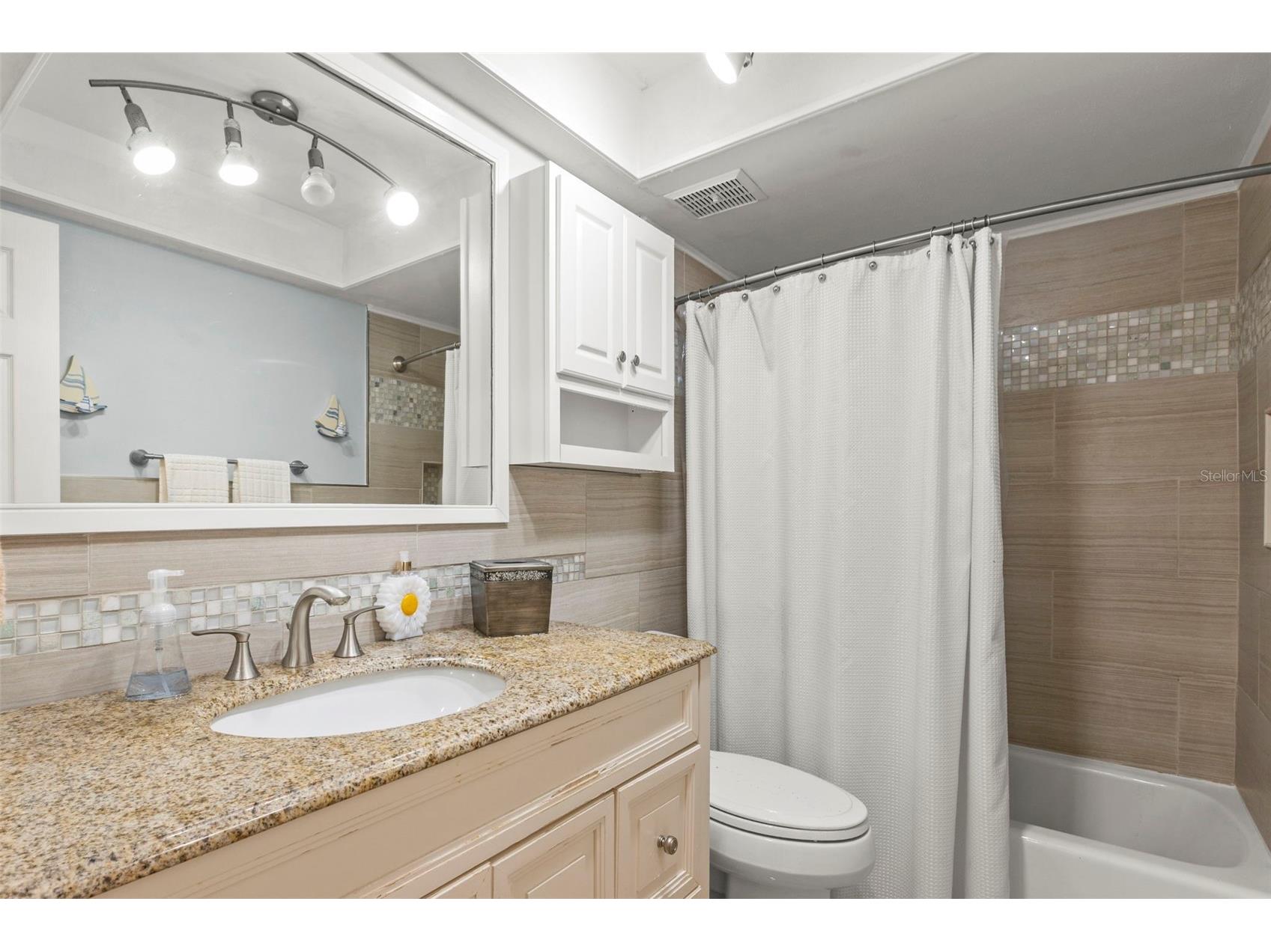 400 Glennes Lane #107 Dunedin FL 34698 TB8521771 image20