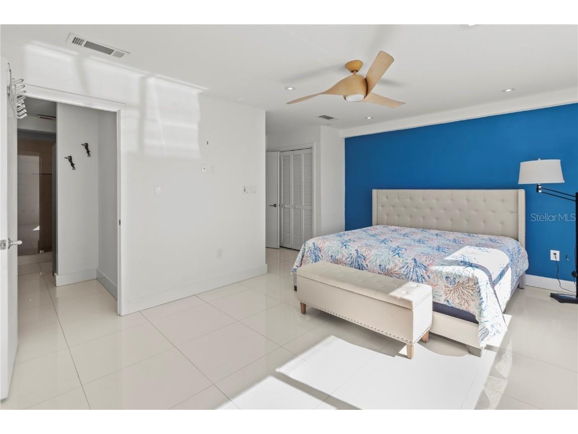 400 Golden Gate Point #11 Sarasota FL 34236 - SARASOTA BAY A4671447 image16