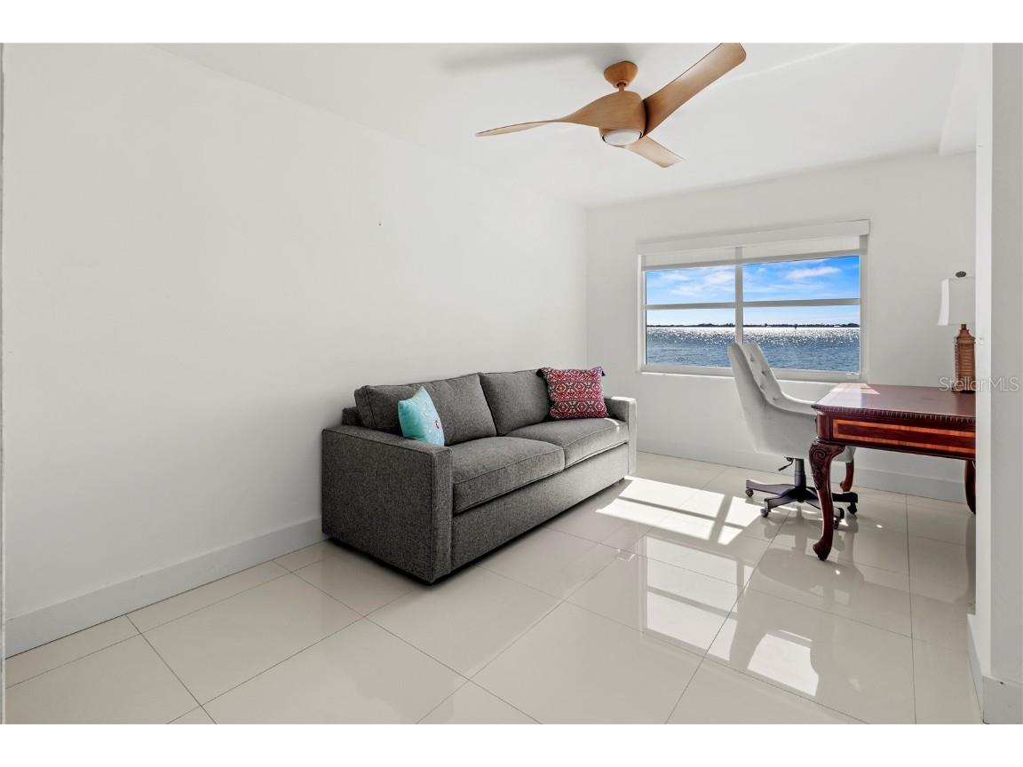 400 Golden Gate Point #11 Sarasota FL 34236 - SARASOTA BAY A4671447 image22