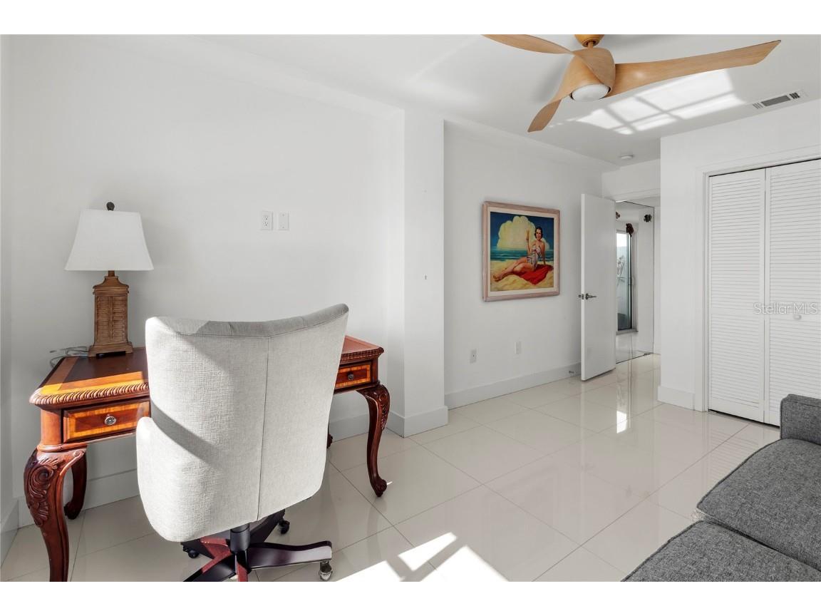 400 Golden Gate Point #11 Sarasota FL 34236 - SARASOTA BAY A4671447 image23