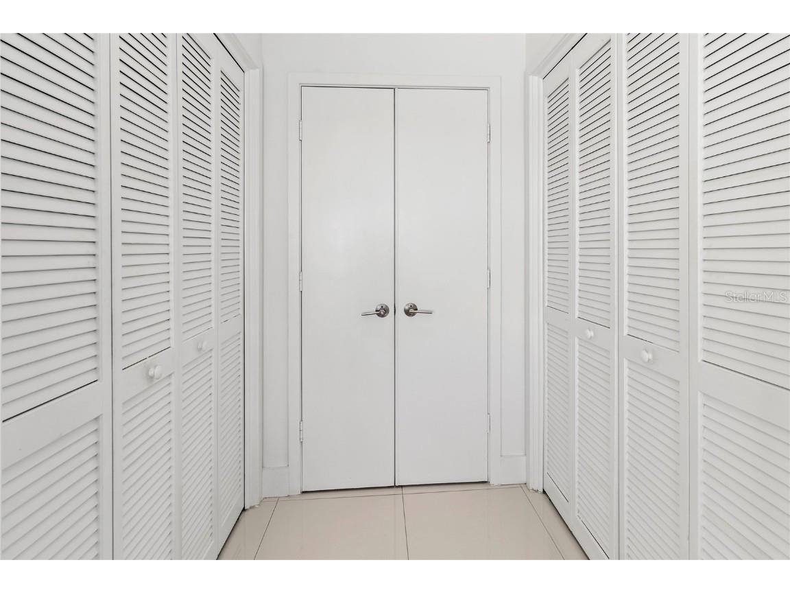 400 Golden Gate Point #11 Sarasota FL 34236 - SARASOTA BAY A4671447 image24