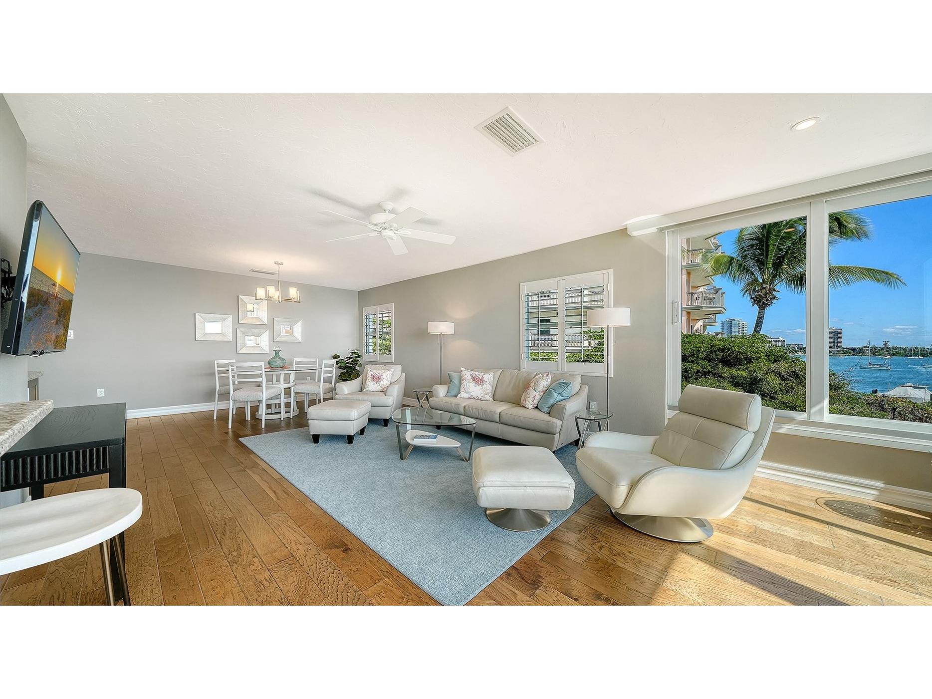 400 Golden Gate Point #31 Sarasota FL 34236 A4658356 image11