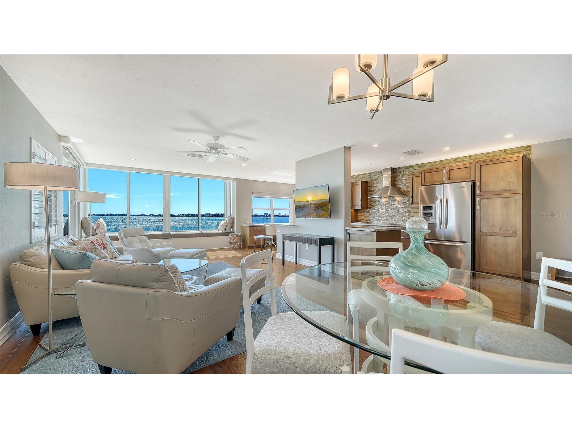 400 Golden Gate Point #31 Sarasota FL 34236 A4658356 image12