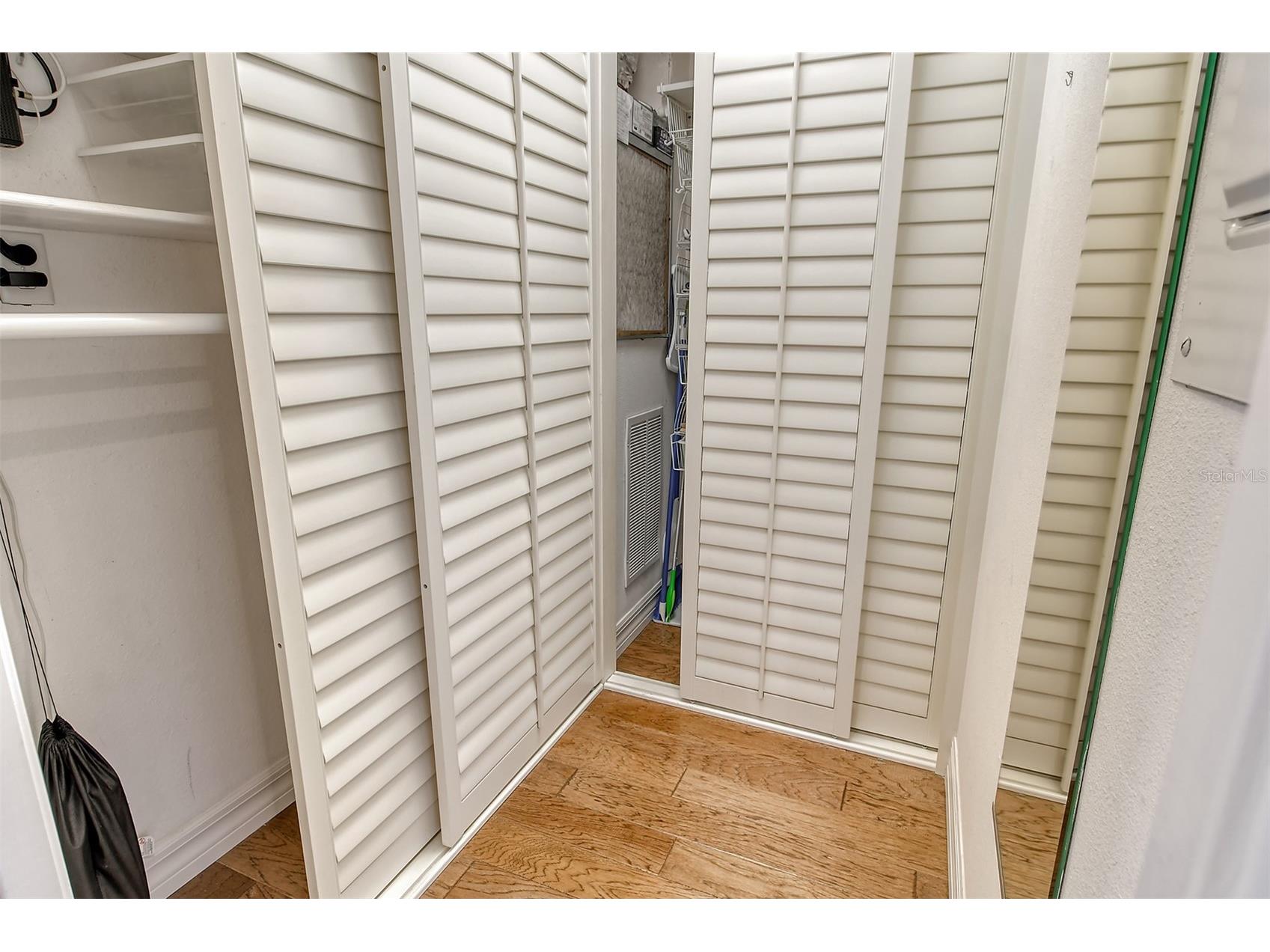 400 Golden Gate Point #31 Sarasota FL 34236 A4658356 image30