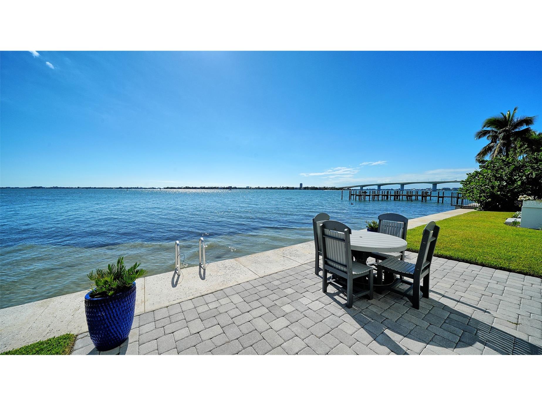 400 Golden Gate Point #31 Sarasota FL 34236 A4658356 image31