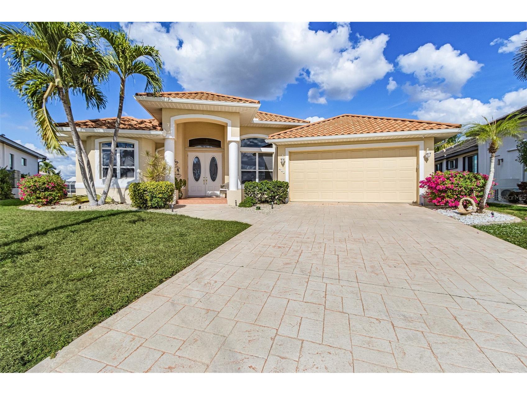 400 Gun Cay Lane Punta Gorda FL 33950 - CHARLOTTE HARBOR C7519992 image1