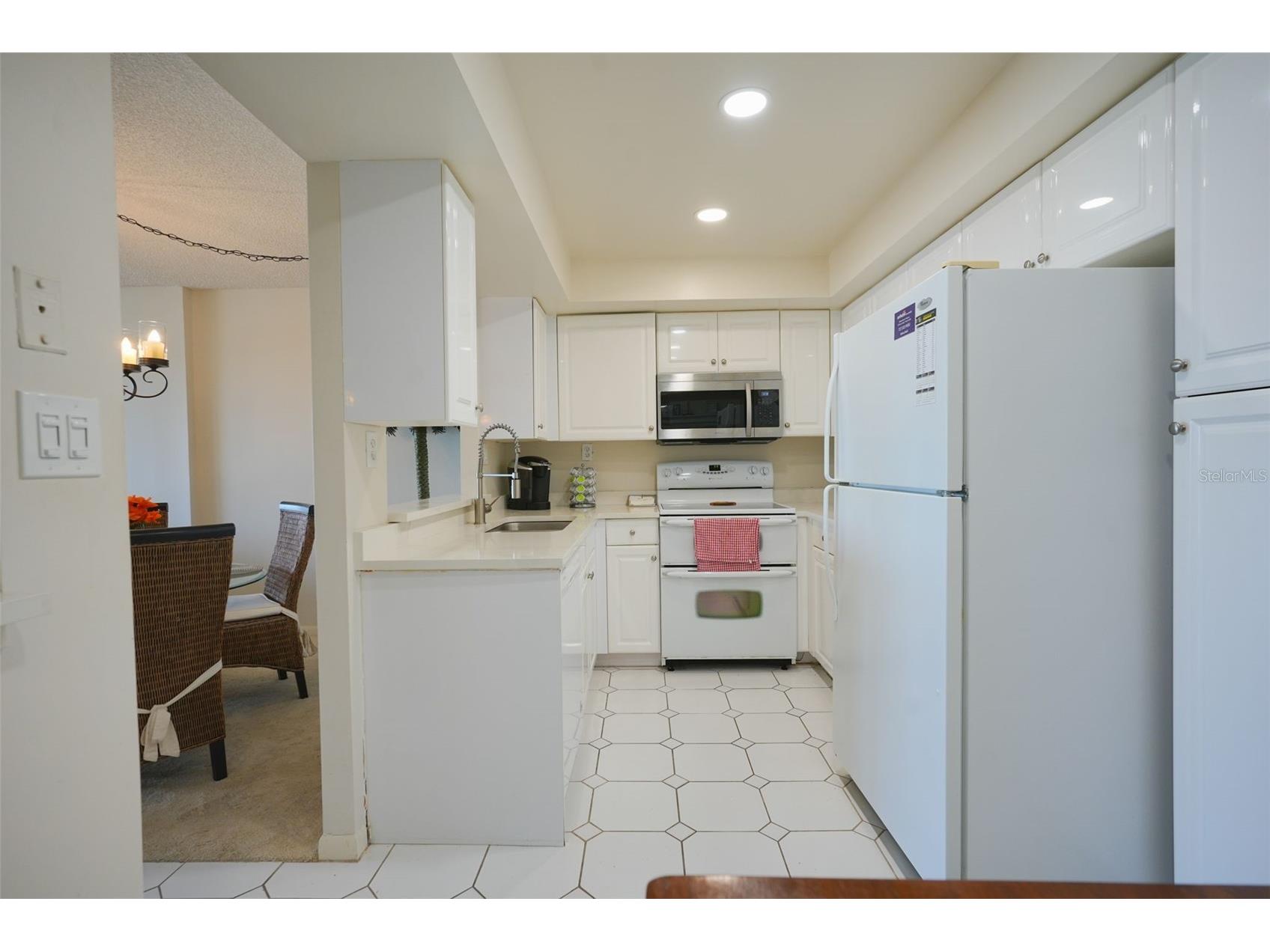 400 Island Way #1004 Clearwater Beach FL 33767 TB8514971 image21