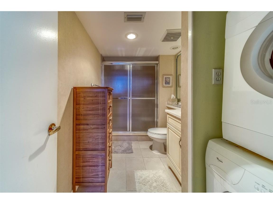 400 Island Way #104 Clearwater Beach FL 33767 TB8406028 image23