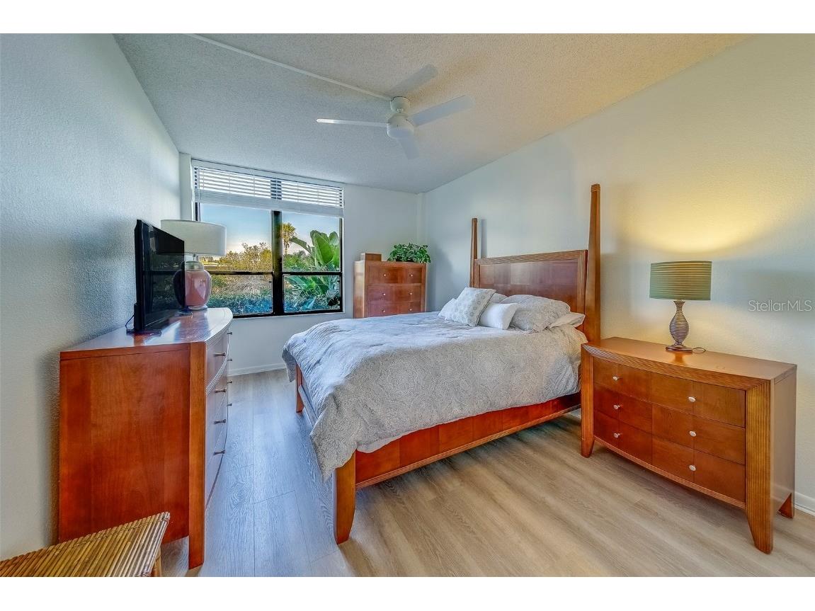 400 Island Way #104 Clearwater Beach FL 33767 TB8406028 image27