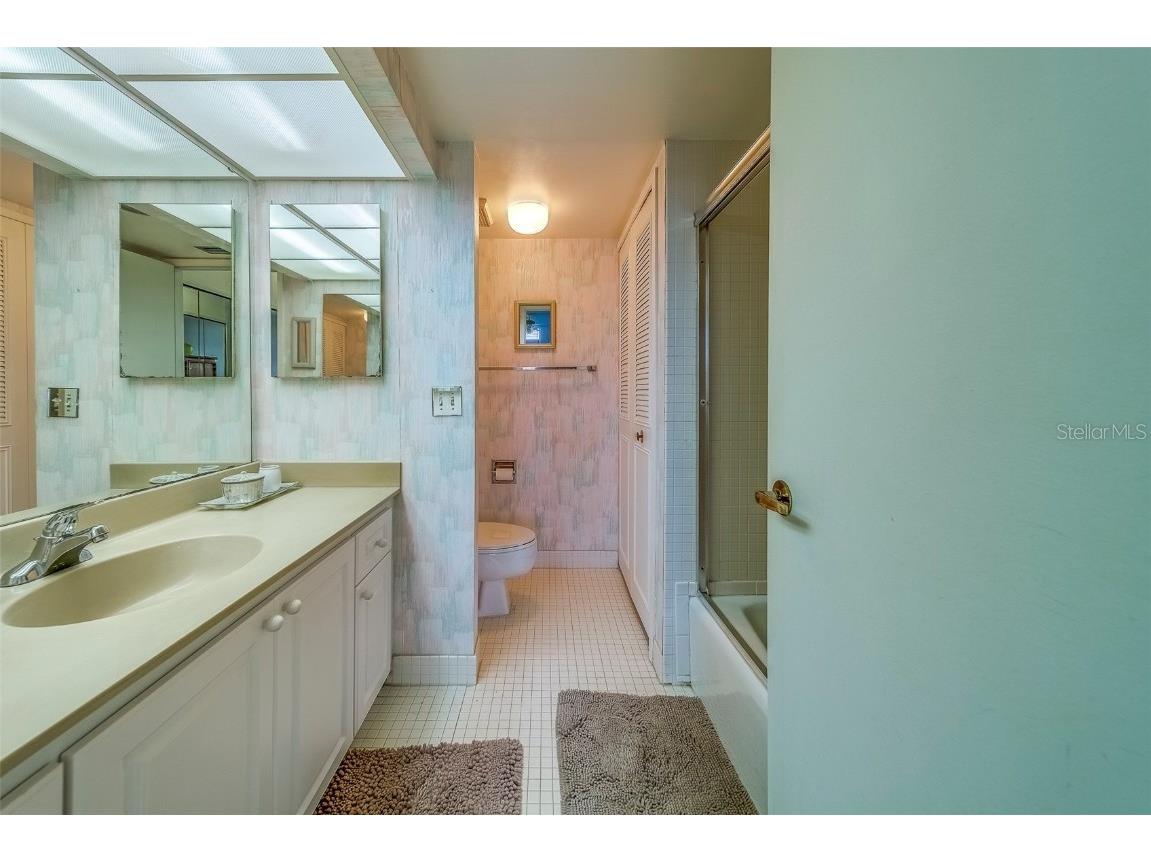 400 Island Way #104 Clearwater Beach FL 33767 TB8406028 image29