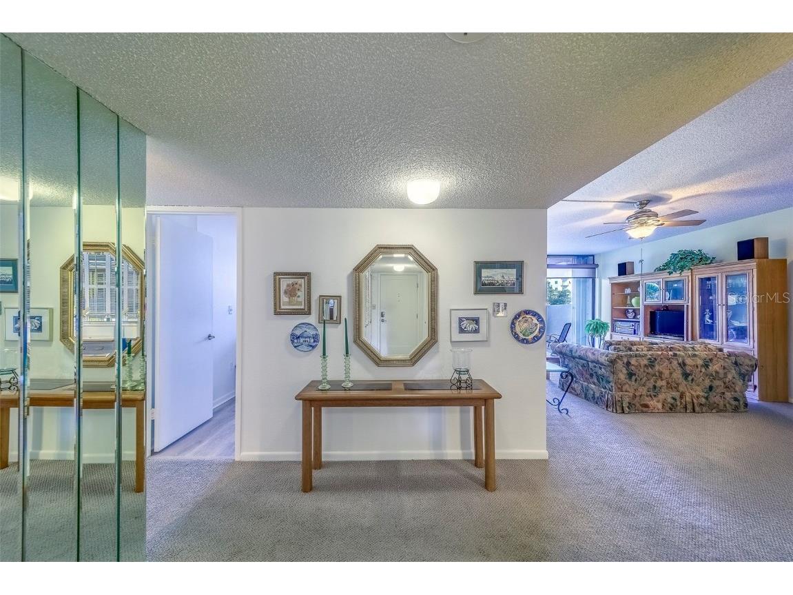 400 Island Way #104 Clearwater Beach FL 33767 TB8440192 image2