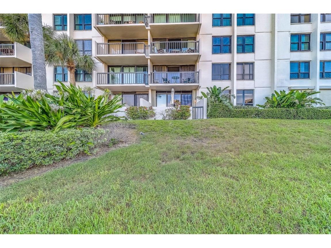 400 Island Way #104 Clearwater Beach FL 33767 TB8440192 image34