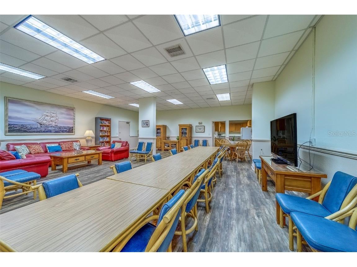 400 Island Way #104 Clearwater Beach FL 33767 TB8440192 image41