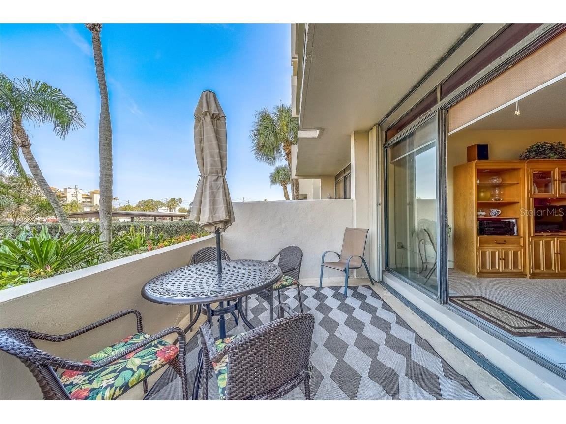 400 Island Way #104 Clearwater Beach FL 33767 TB8440192 image6