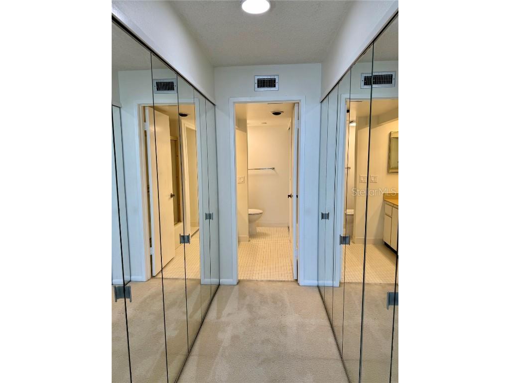 400 Island Way #1402 Clearwater Beach FL 33767 TB8390105 image23