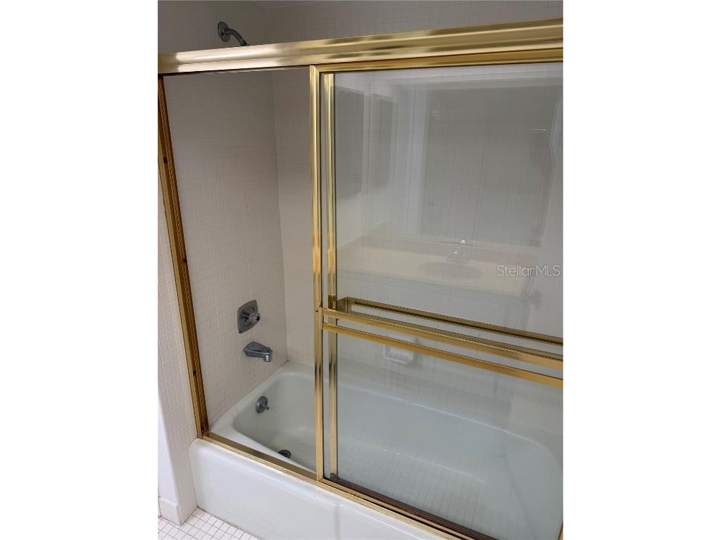 400 Island Way #1402 Clearwater Beach FL 33767 TB8390105 image27