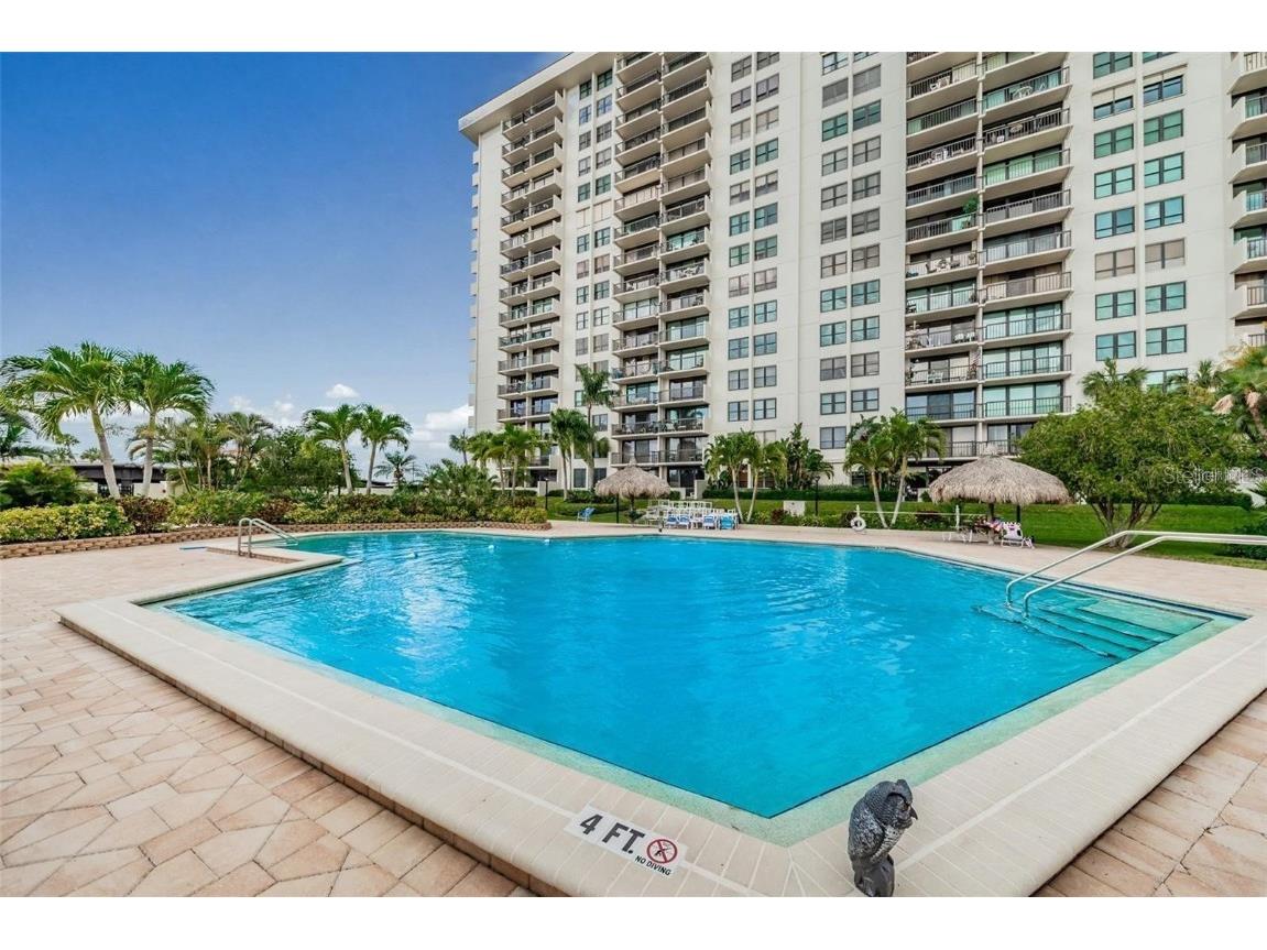 400 Island Way #1402 Clearwater Beach FL 33767 TB8390105 image32