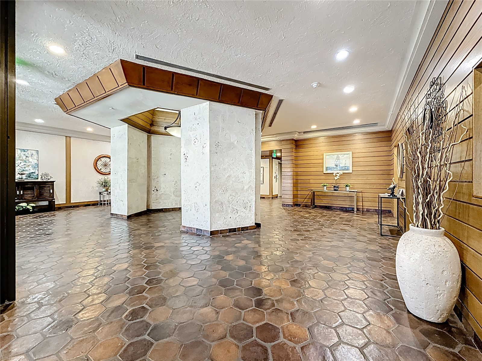 400 Island Way #1411 Clearwater Beach FL 33767 TB8499684 image8