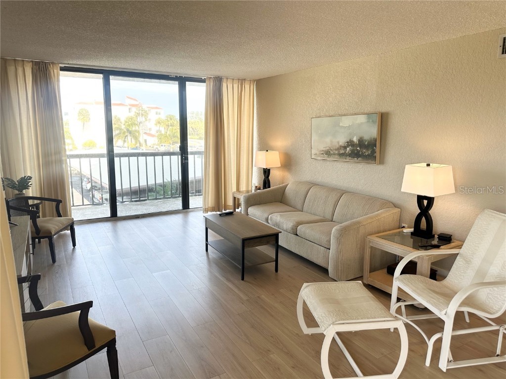 400 Island Way #206 Clearwater Beach FL 33767 TB8368404 image16