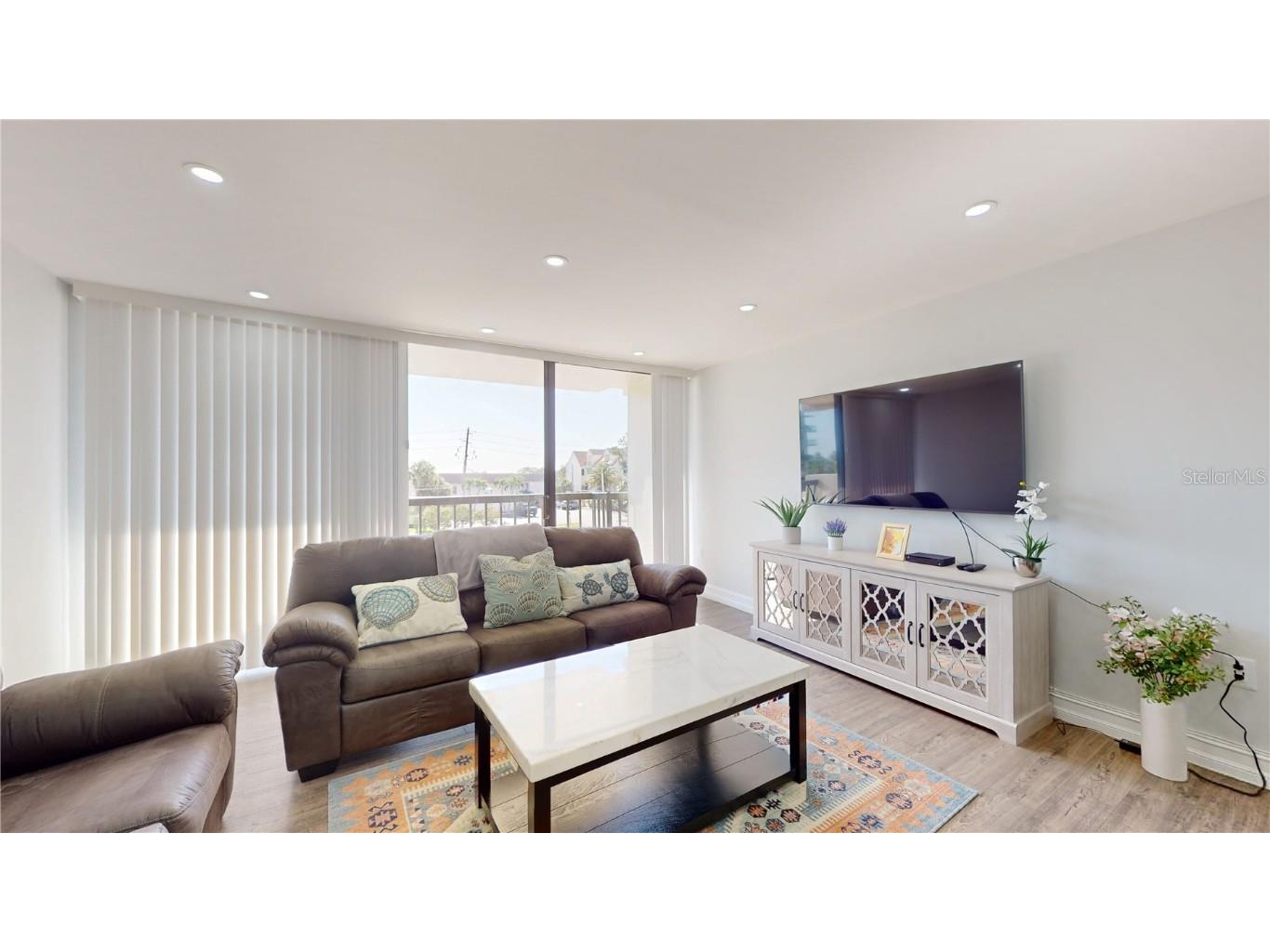 400 Island Way #210 Clearwater Beach FL 33767 TB8376721 image3